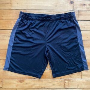 🖤 Y2K Style Russell Athletic Shorts - Men's Size Large